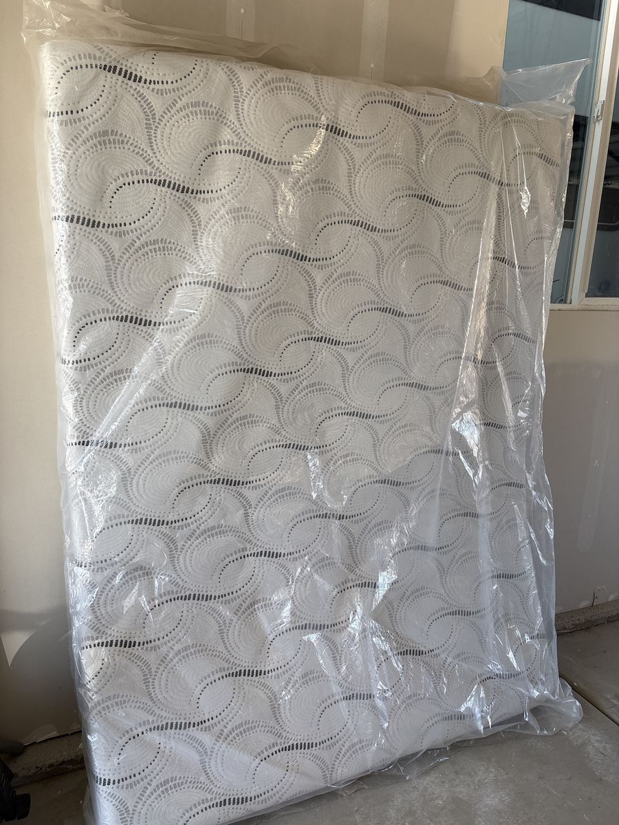 Queen RV mattress
