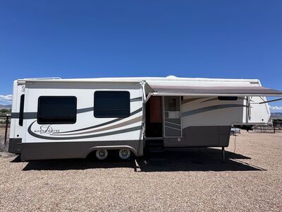 2006 Doubletree 36 TK3 Fifth Wheel trailer