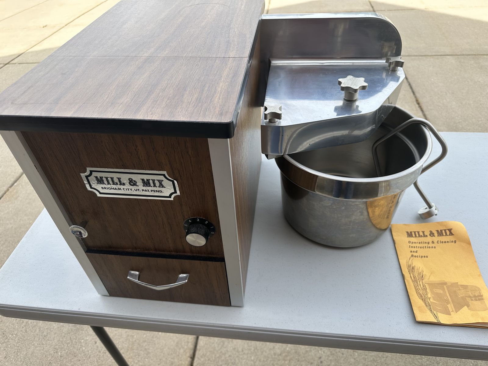 Mill & Mix grinder and dough mixer