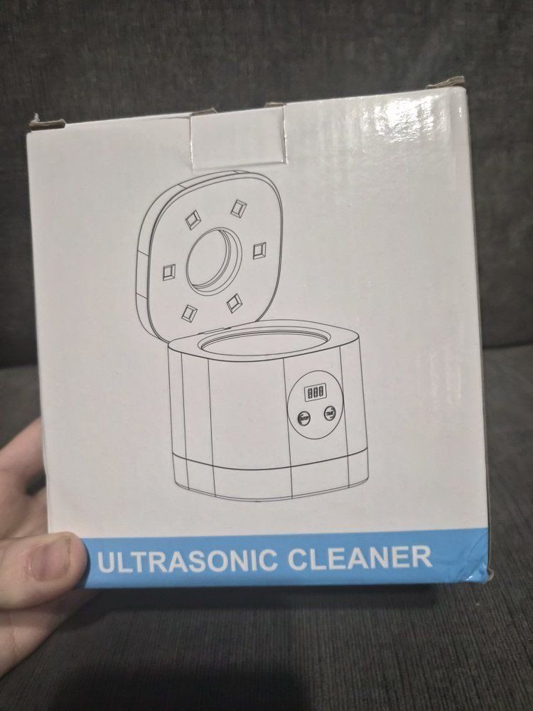 New Portable UV Ultrasonic Cleaner for Jewelry, Eyeglasses, and Retainers
