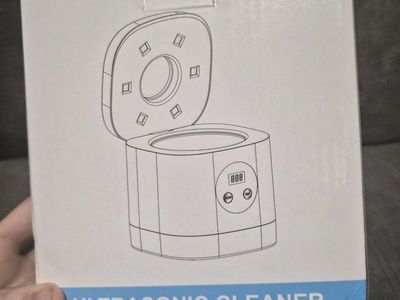 New Portable UV Ultrasonic Cleaner for Jewelry, Eyeglasses, and Retainers