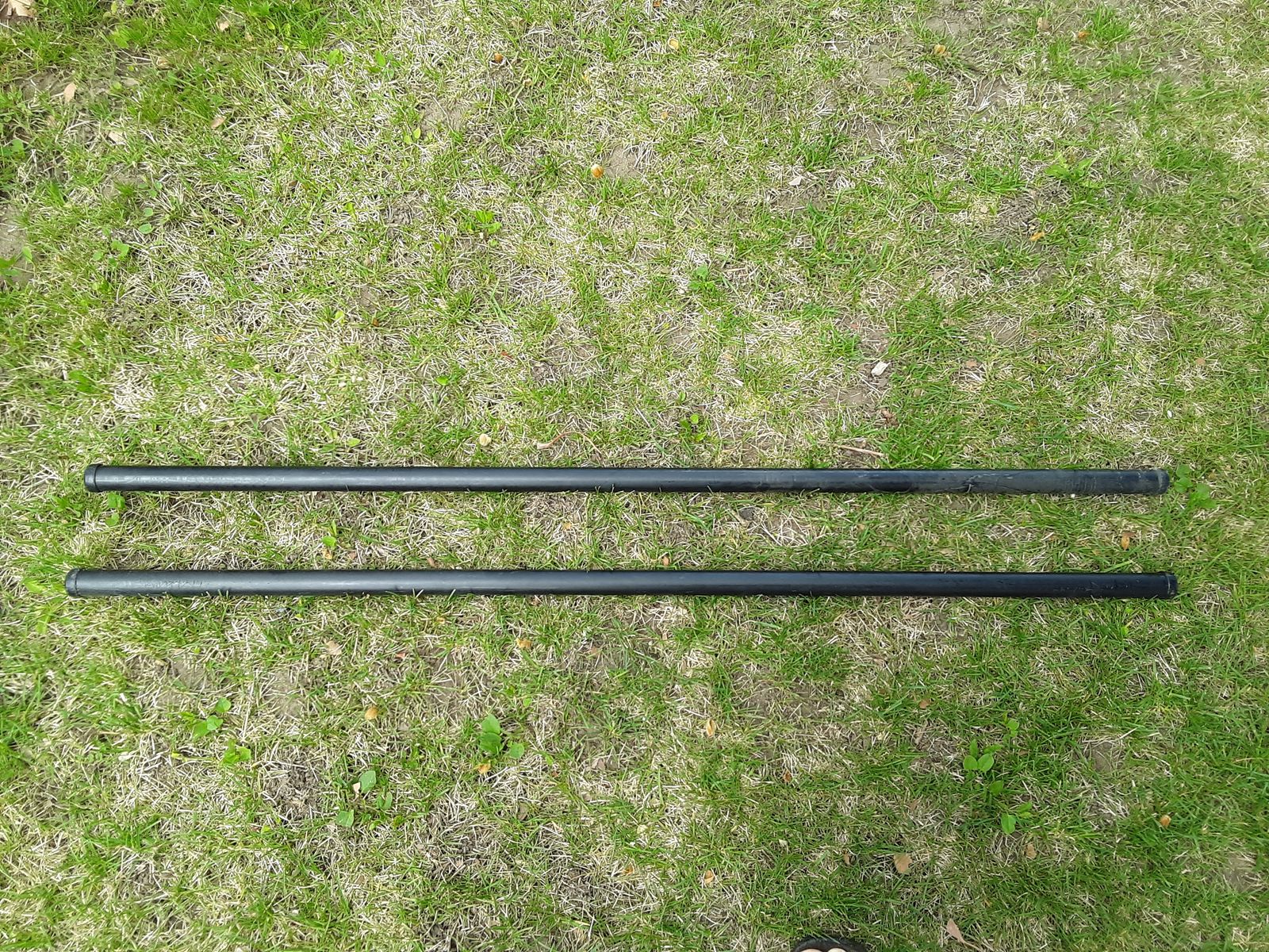 Yakima steel round roof rack crossbars