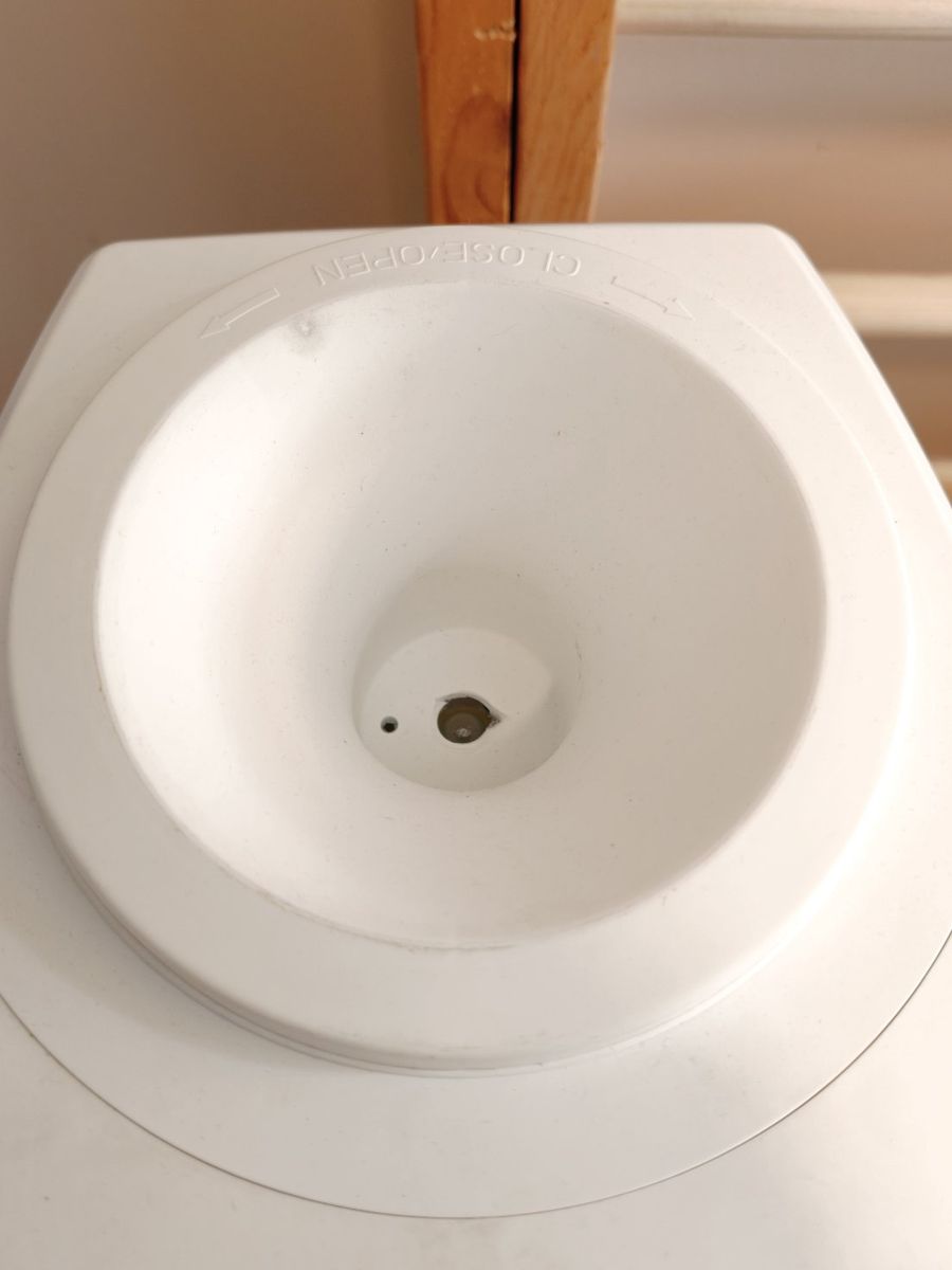 Main image 3