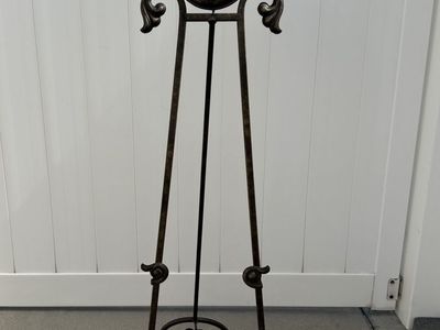Floor Tall Standing Easel