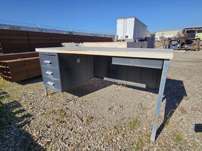 METAL SHOP DESK