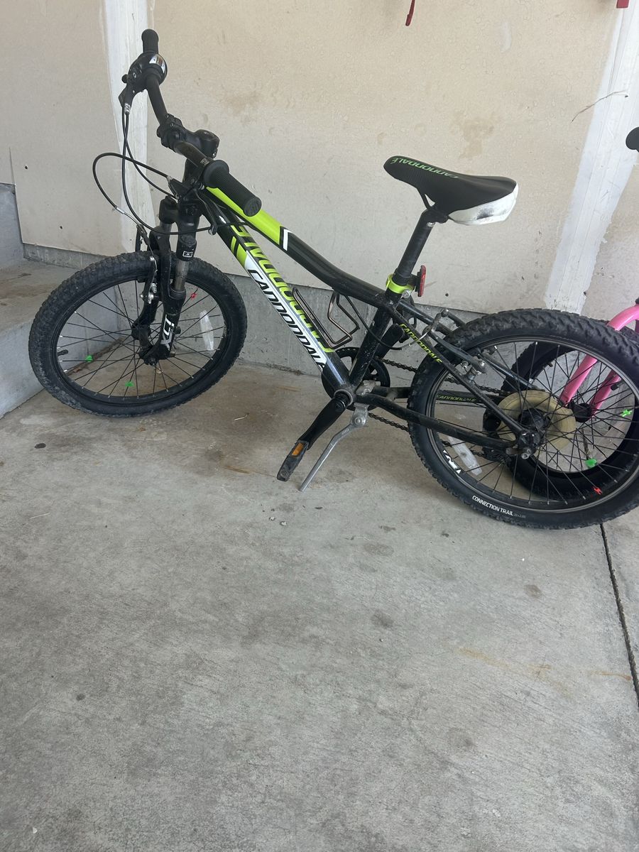 Cannondale Mountain Bike - Used Black and Green Trail Bike