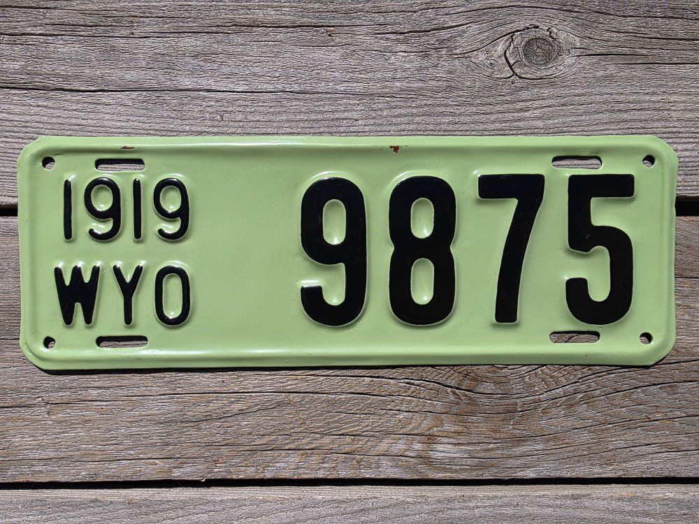 1919 Wyoming License Plate