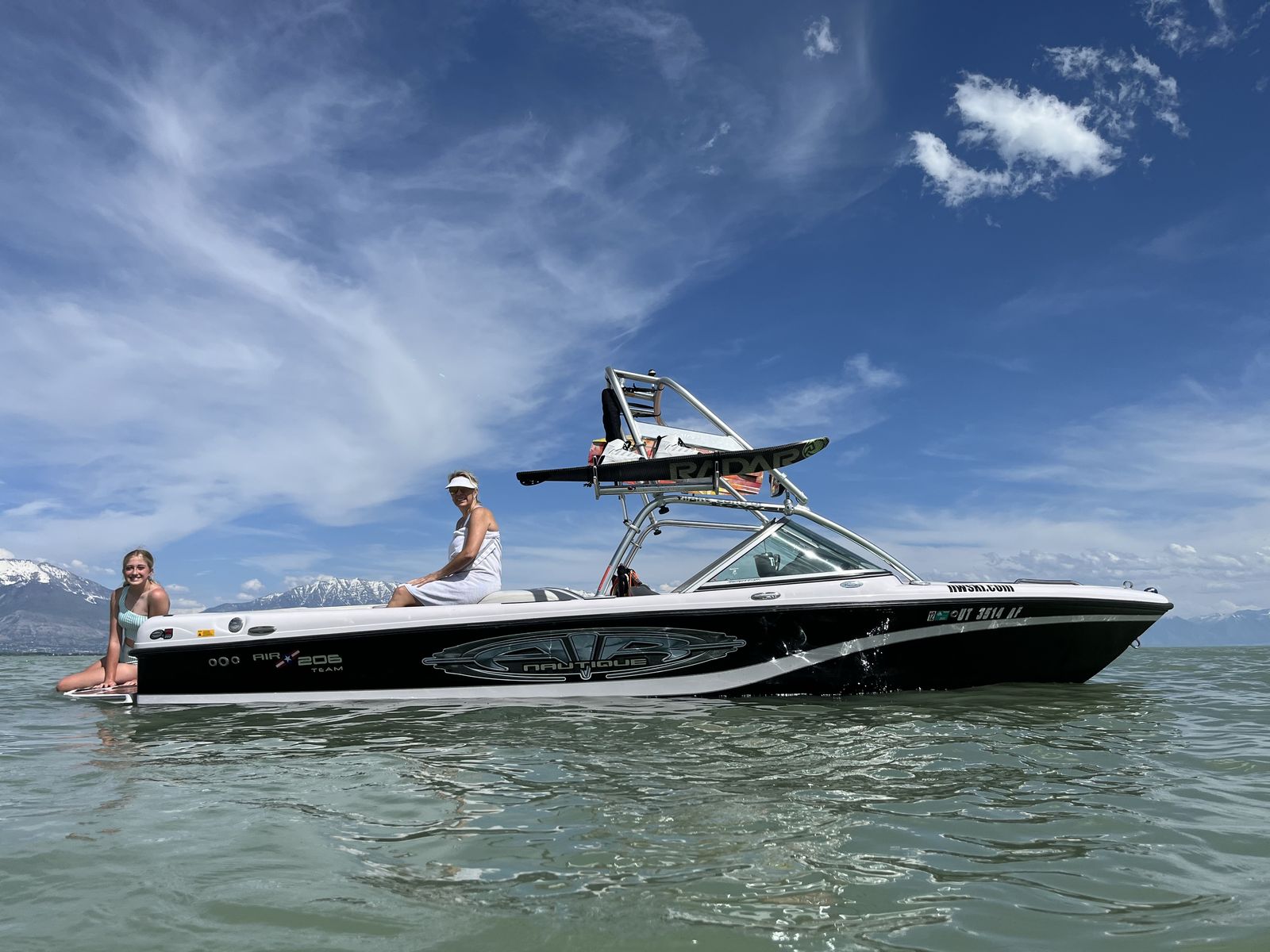 2005 Air Nautique 206 - Excellent Condition - 349 Hours - Garage Kept