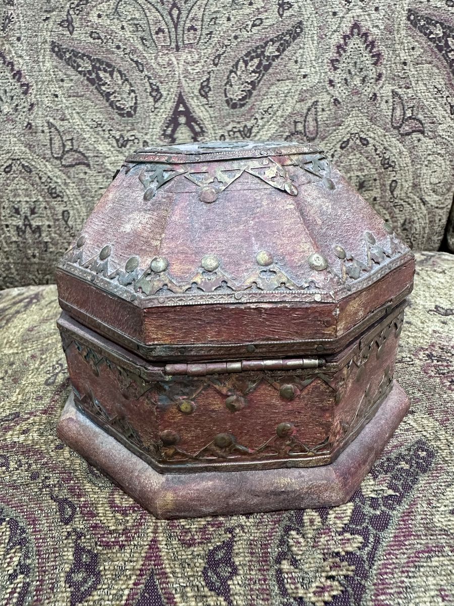 Main image 2