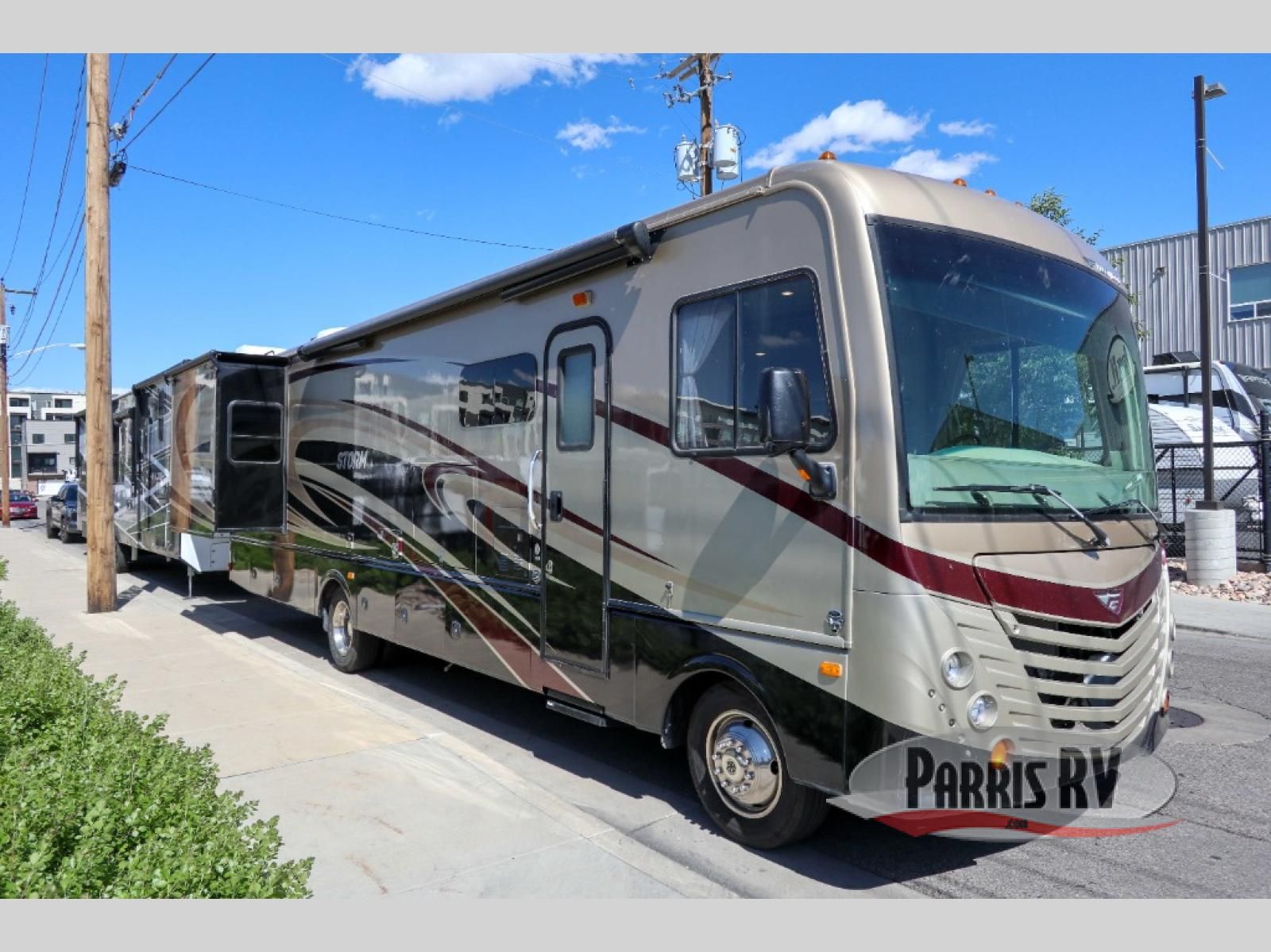 Used 2017 Fleetwood RV Storm 32A