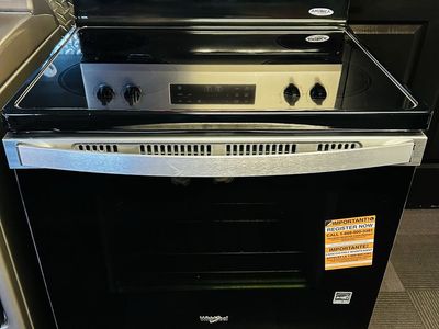 Whirlpool Stainless Electric Glass Top Range New