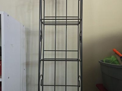 Decorative Black Metal 4-Tier Tall Storage Shelving Unit