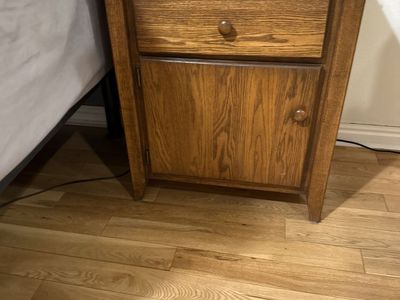 Oak end table