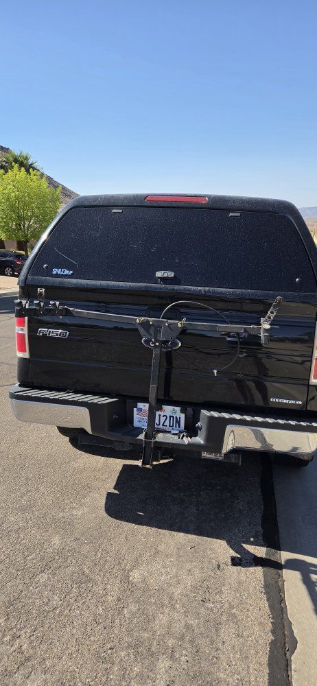 Yakima hitch mounted bike rack