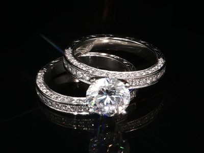14K White Gold Diamond Engagement Ring Set with Vintage Engraved Detailing