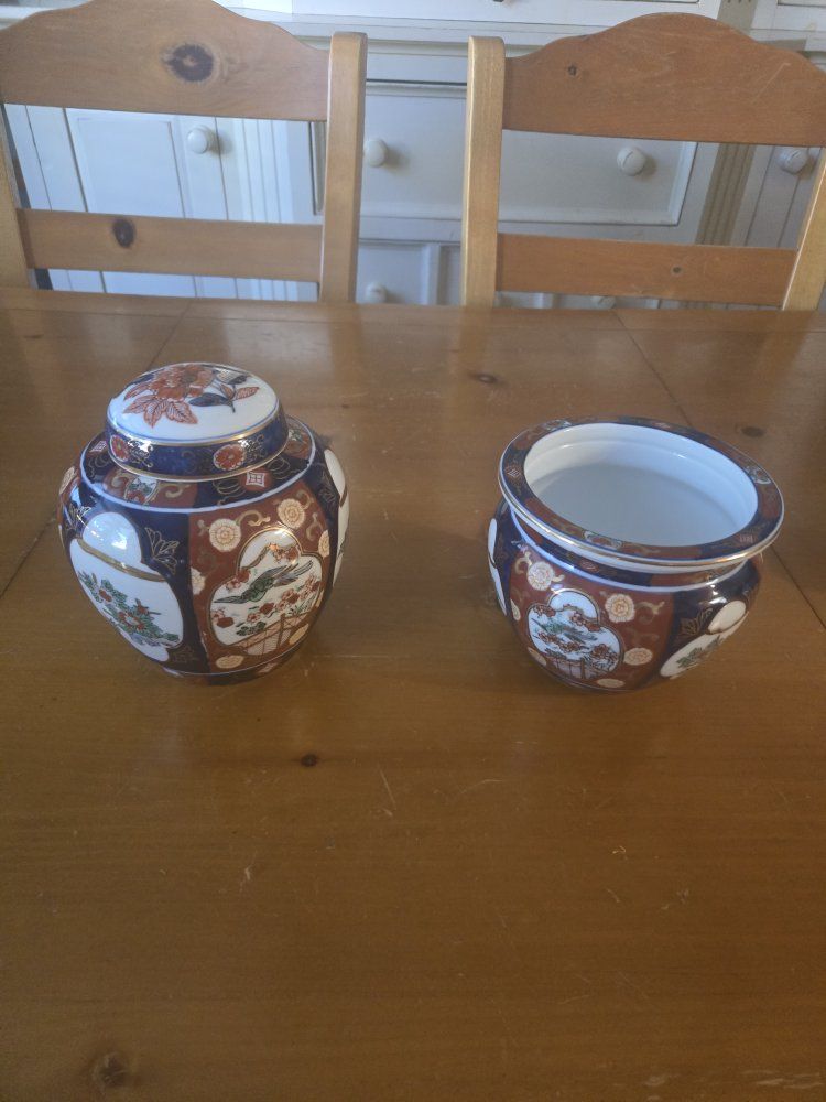  Vintage Japanese Gold Imari porcelain pieces