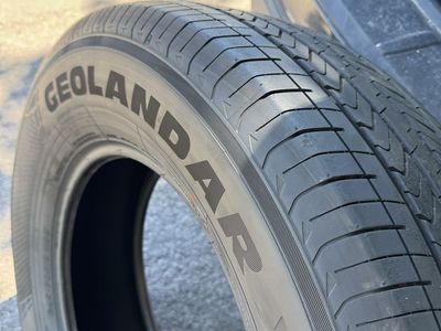 Yokohama Geolander x-cv 245/70/18 $400OBO