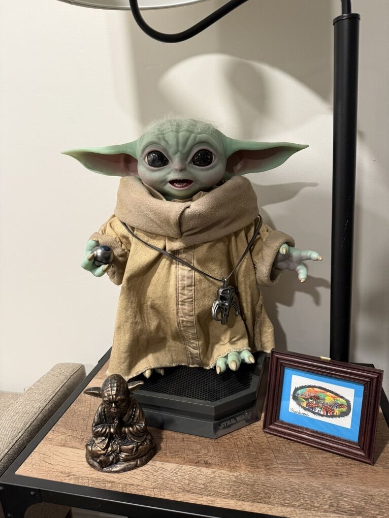Full Size Baby Yoda From Sideshow Collectibles