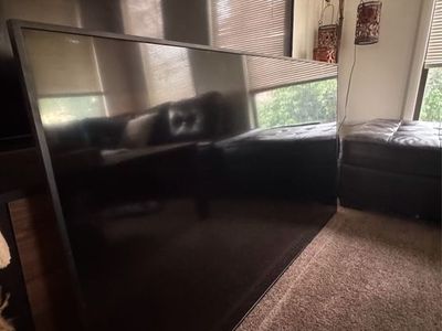 samsung 65" 4K UHD TV (SERIES QBB)