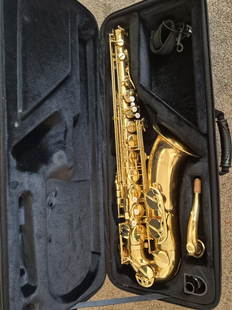 Jupiter Intermediate Tenor Saxophone Sax with Warranty 