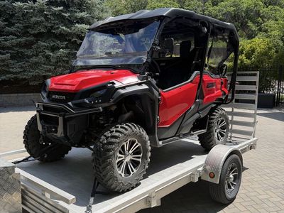 2019 Honda Pioneer 1000 UTV + 2021 Silver Wing SW12W Trailer - 3K Miles, 1 Owner, Meticulously Maintained