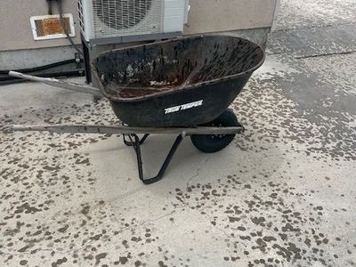Wheel barrow