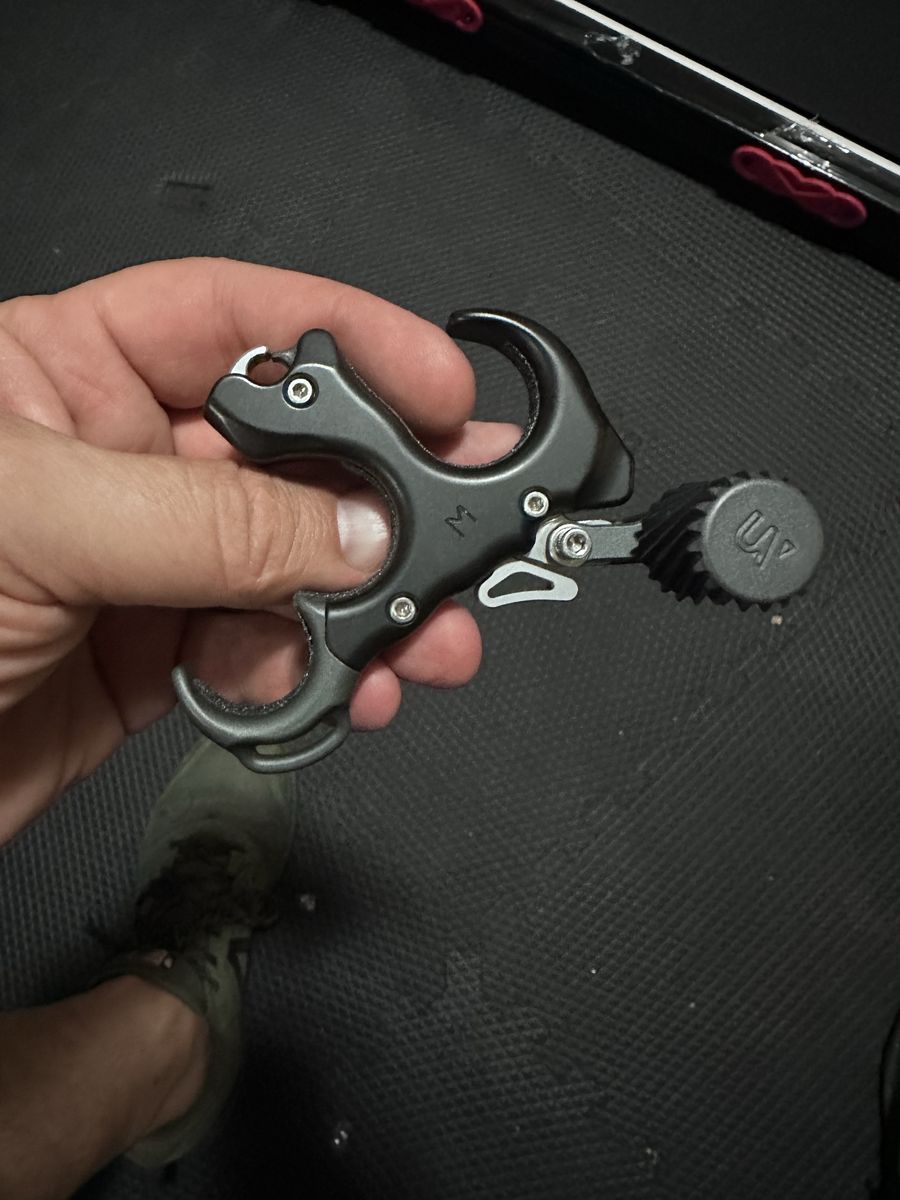 Ultraview Button Thumb Release