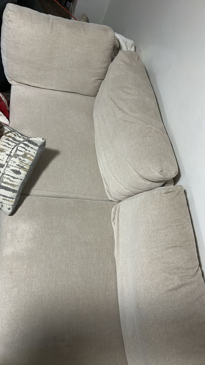 Main image 4