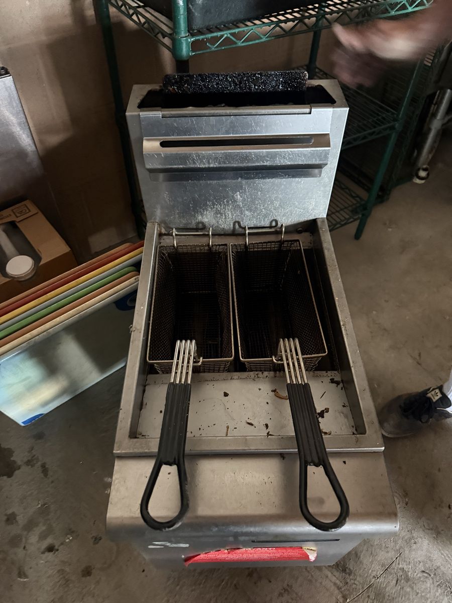 Main image 3