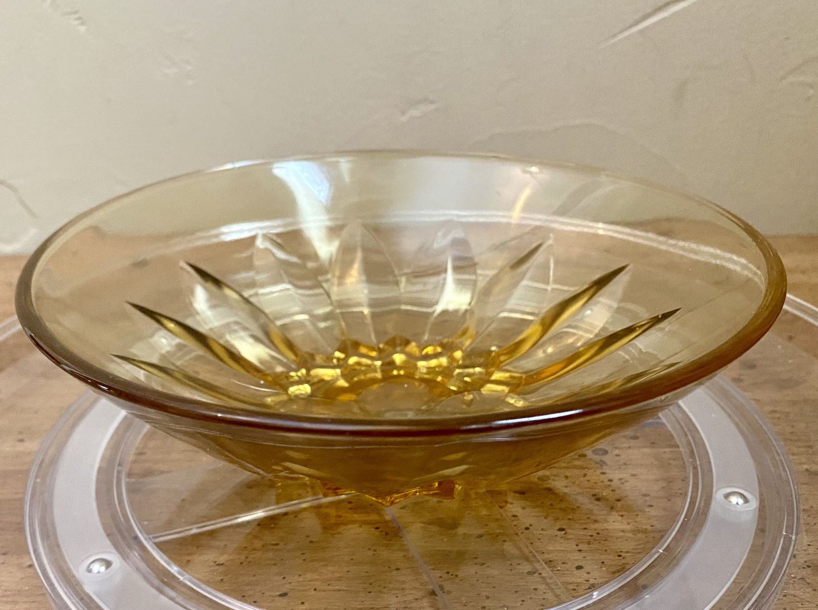 Vintage 1960s Amber/Honey Serving Glass Bowl - Decorative Candy/Nut Dish, Catch-all/Trinket Bowl C PIX