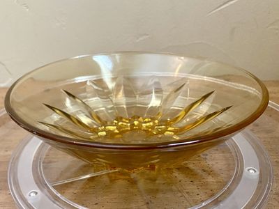 Vintage 1960s Amber/Honey Serving Glass Bowl - Decorative Candy/Nut Dish, Catch-all/Trinket Bowl C PIX
