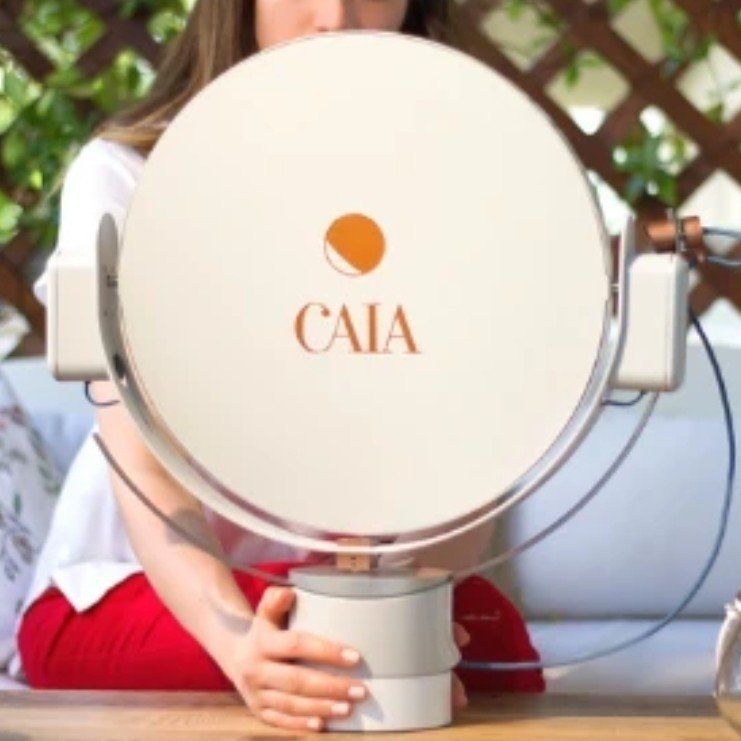 CAIA robot mirror that fills your home with light