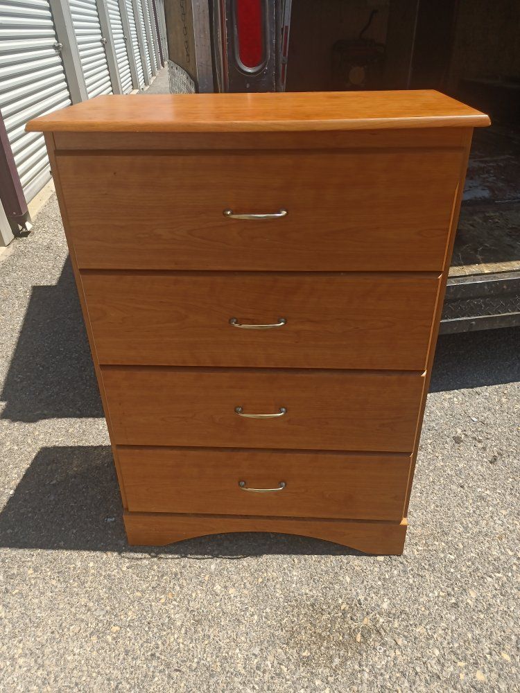 Vintage Wooden 4-Drawer Dresser Chest of Drawers