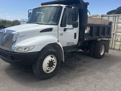 2001 international dump truck