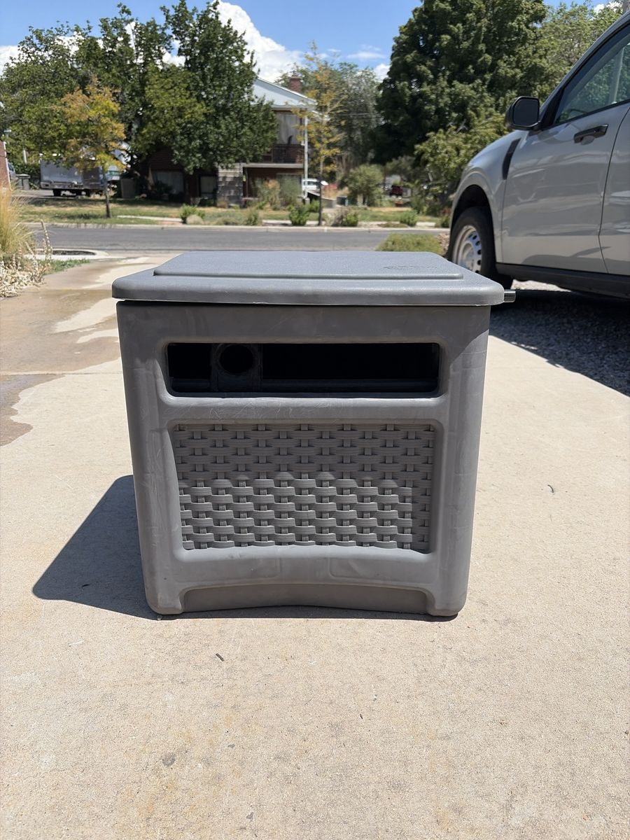 Unbranded Gray Plastic Square Side Table / Storage Bin - Outdoor Patio Furniture