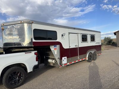 2006 Sundowner Warm Blood Wide Horse Trailer Converted Toy Hauler Camper - Solar, Lithium, Diesel Heat