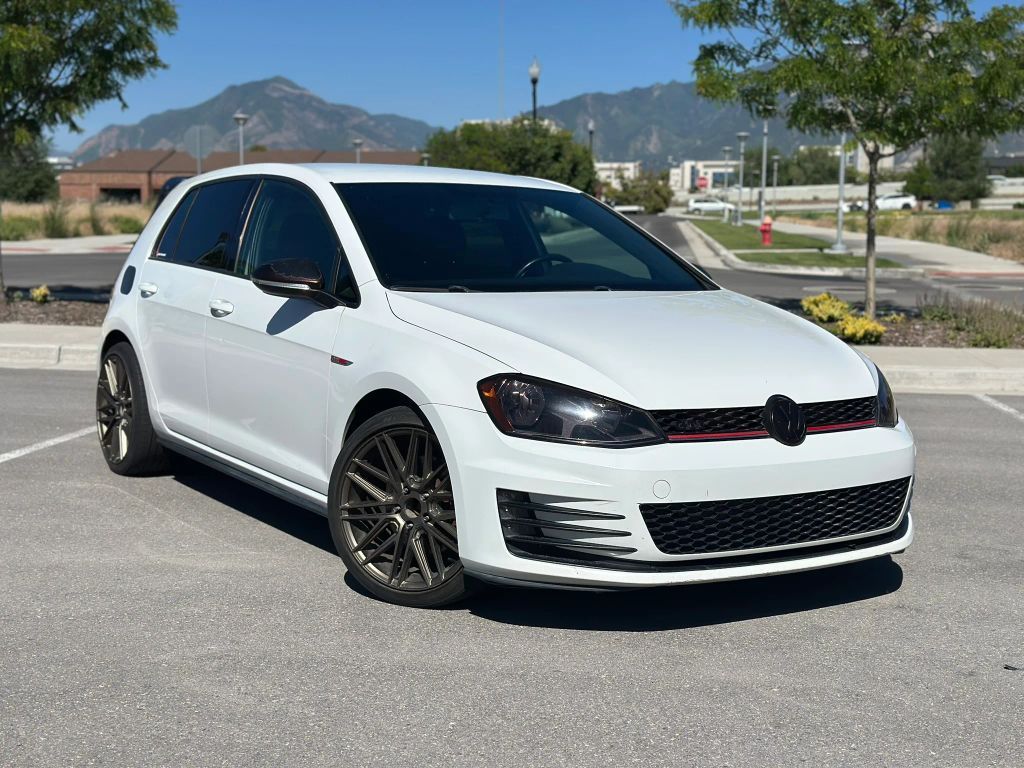 2016 Volkswagen Golf GTI S