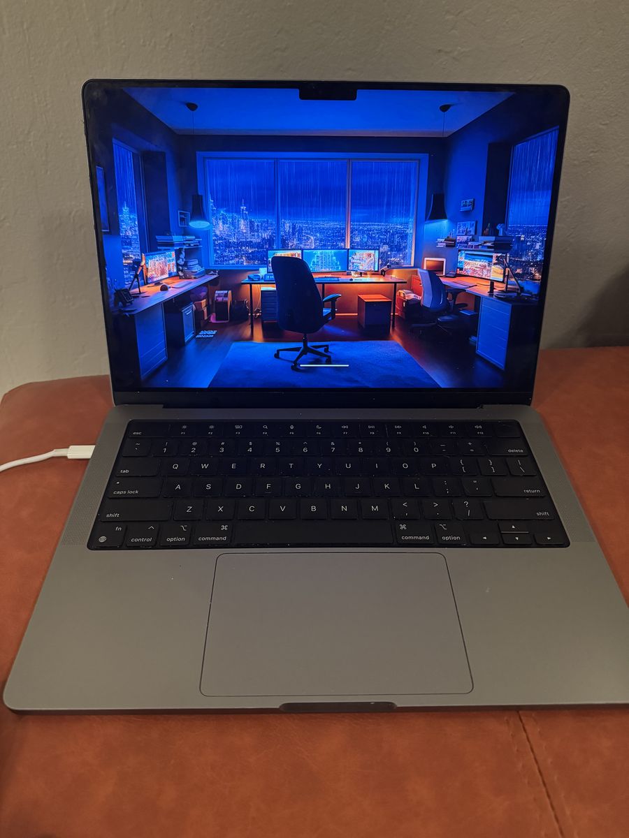 2023 MacBook Pro 14 inch M2 pro