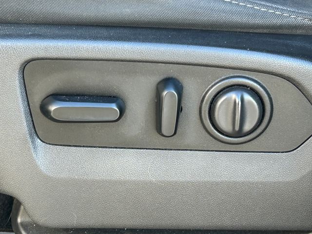 Main image 27
