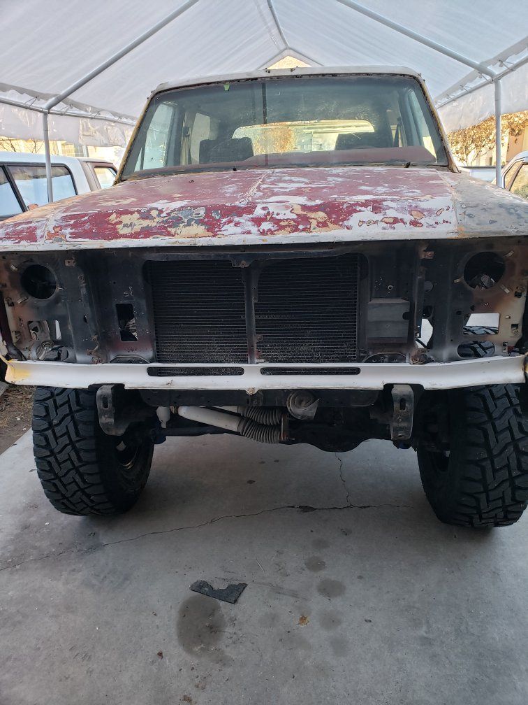 83 ford bronco 302 truck or parts