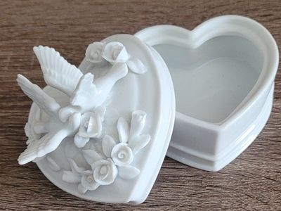 Vintage white porcelain heart-shaped trinket box