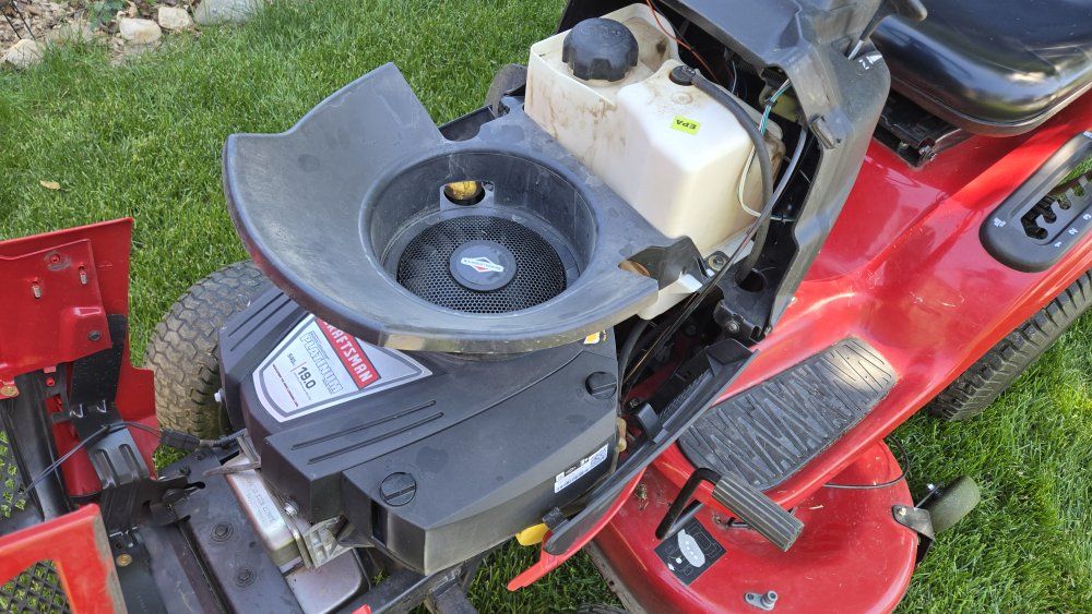 Craftsman Tractor Lawn Mower T2200