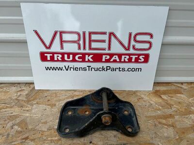 Freightliner Bracket