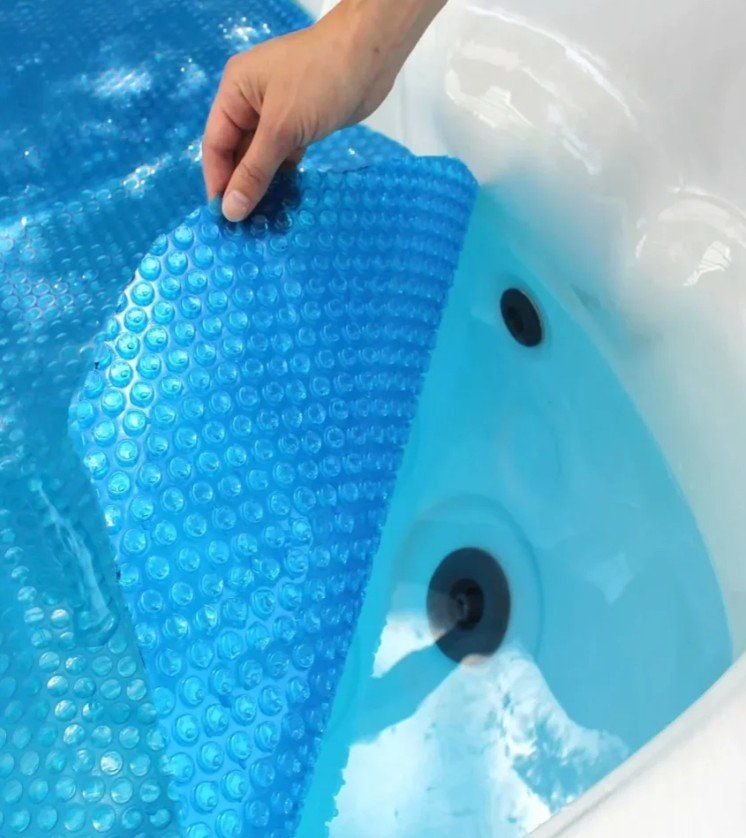 Thermo-Float 7' x 7' Hot Tub Blanket