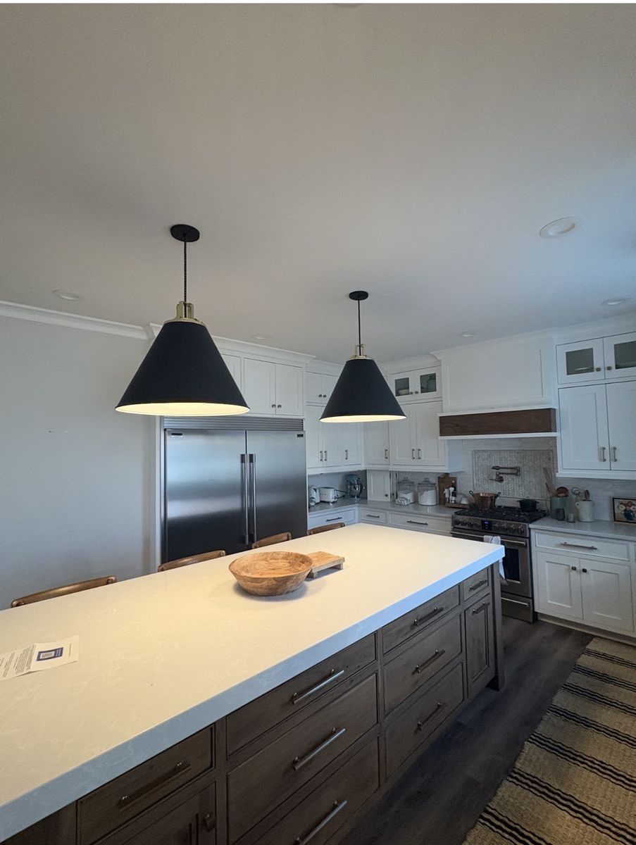 Rejuvenation Butte Pendant 24 Black