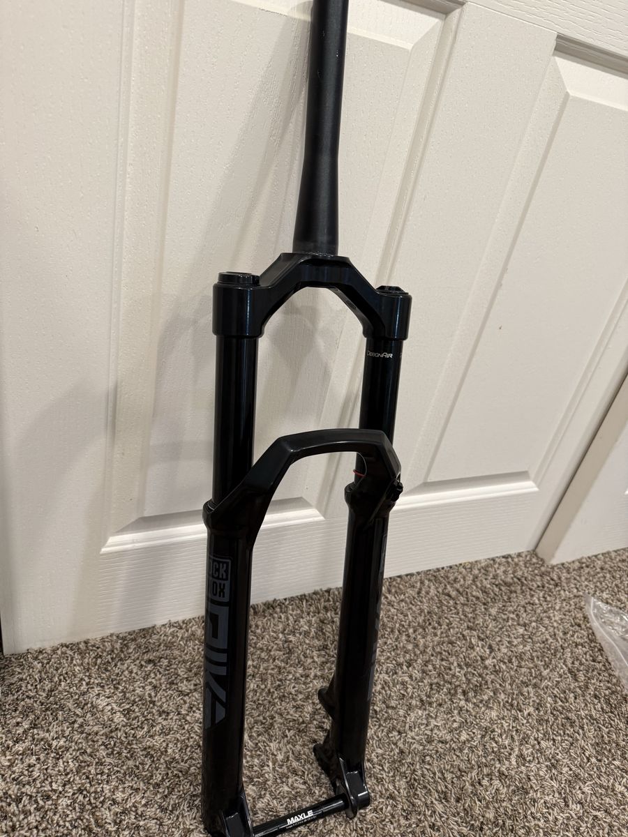 Rockshox Pike select charger Rc 140 travel NEW