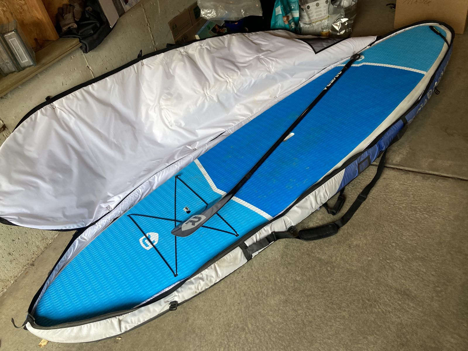 Riviera 10.5 ft paddleboard with paddle and case
