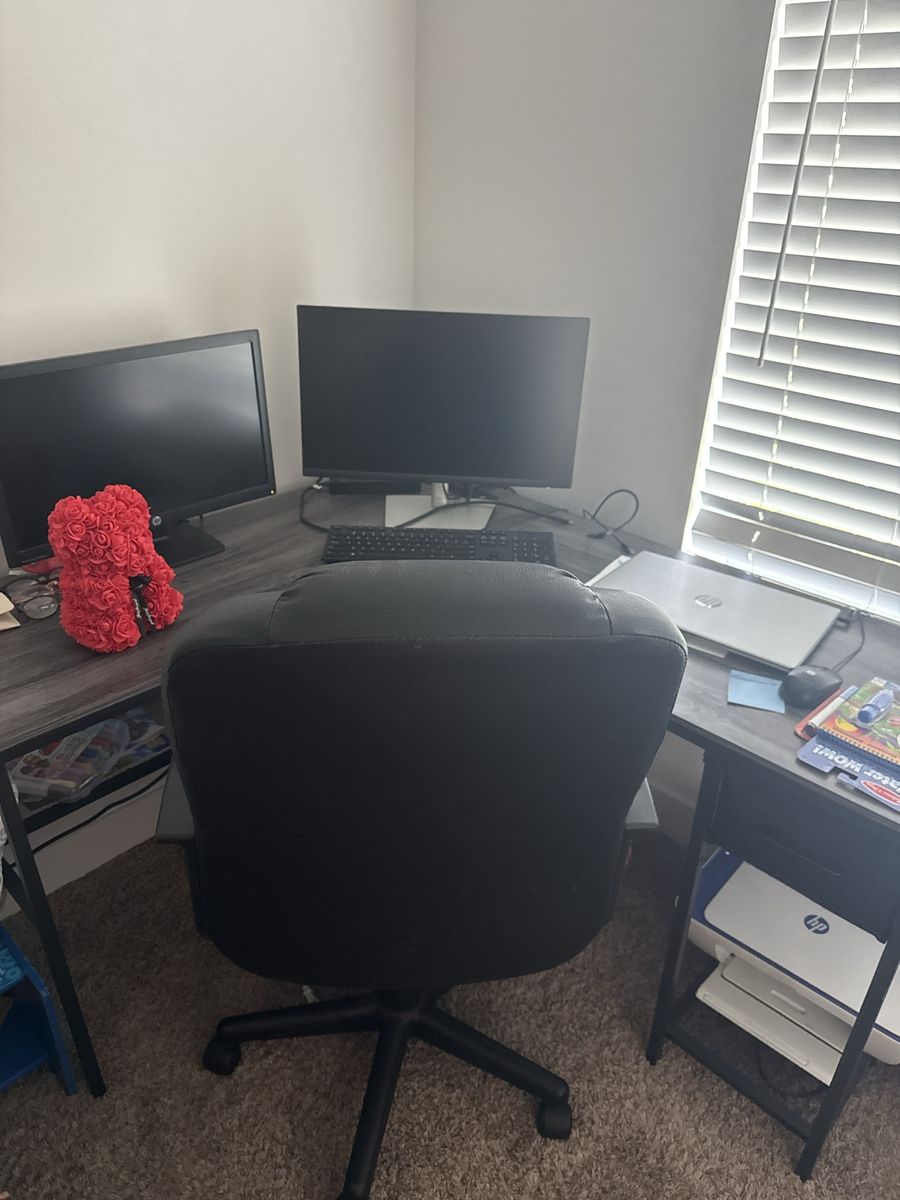 L-Shaped Corner Computer Desk - Gray Wood Grain Finish