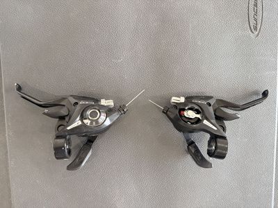 Shimano Shift/Brake Lever Combo 3x7 Speed Bicycle Shifters