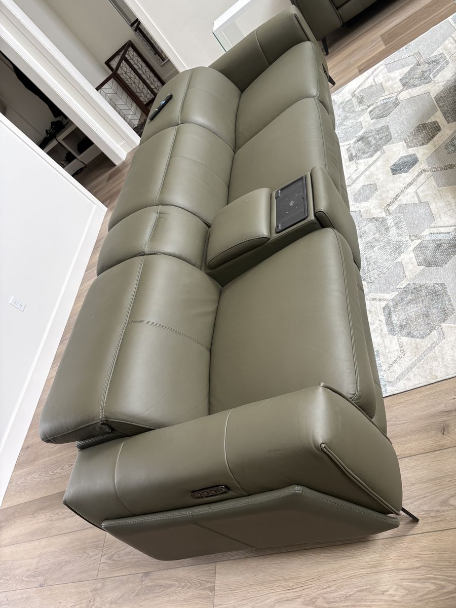 Moving Sale Brand New Luxury Furniture Must Sell